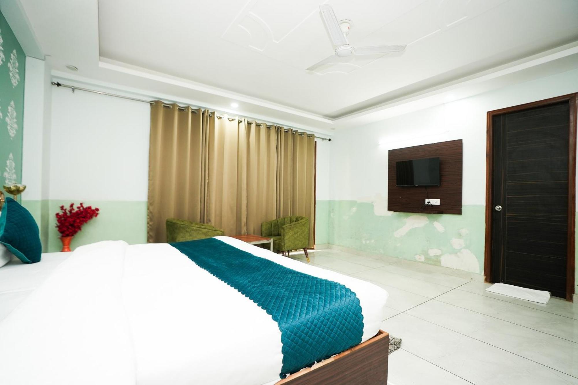 מלון גורגאון Tanvi Premium Residency Near Artemis Hospital, Gurugram מראה חיצוני תמונה