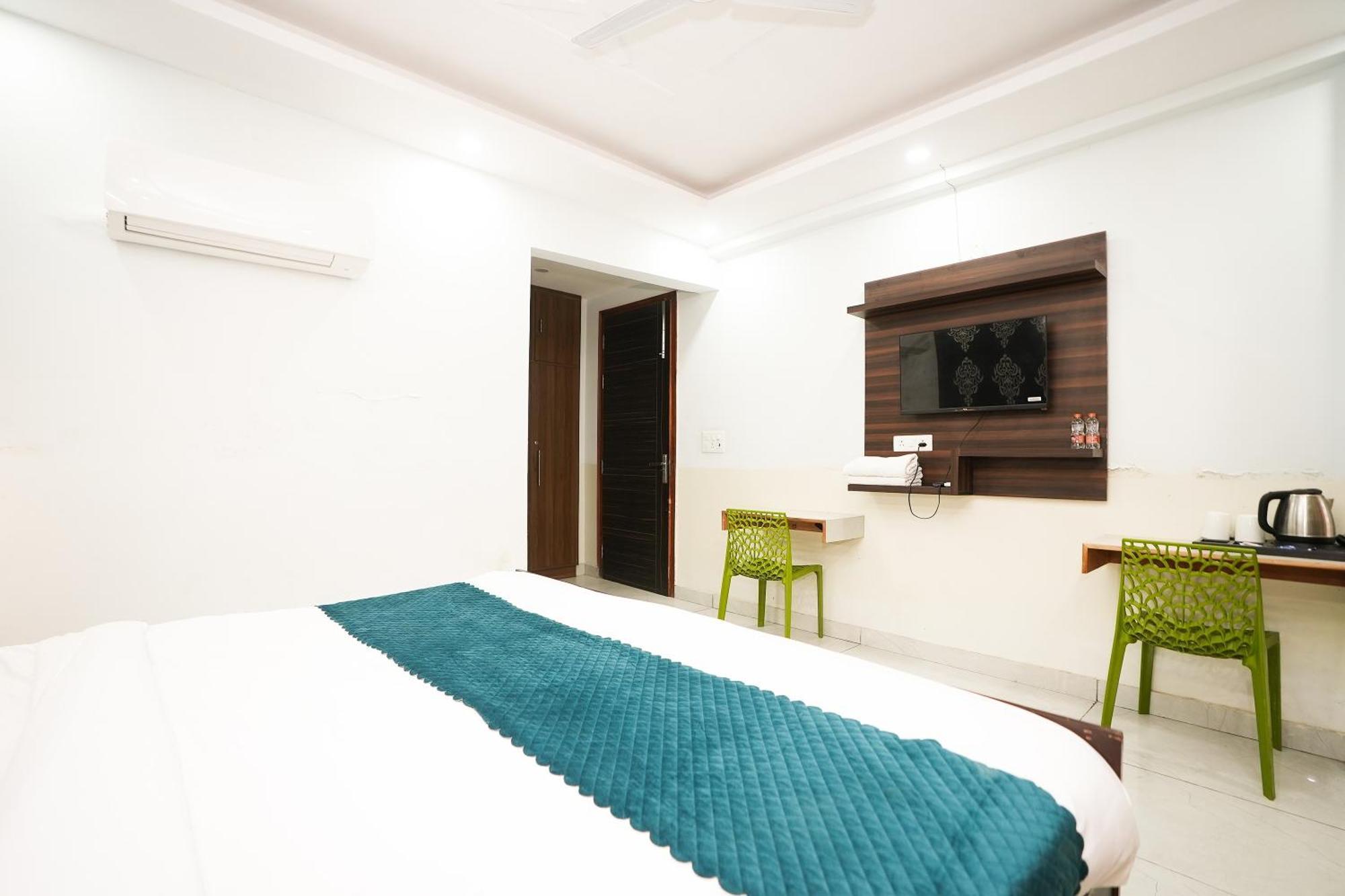 מלון גורגאון Tanvi Premium Residency Near Artemis Hospital, Gurugram מראה חיצוני תמונה