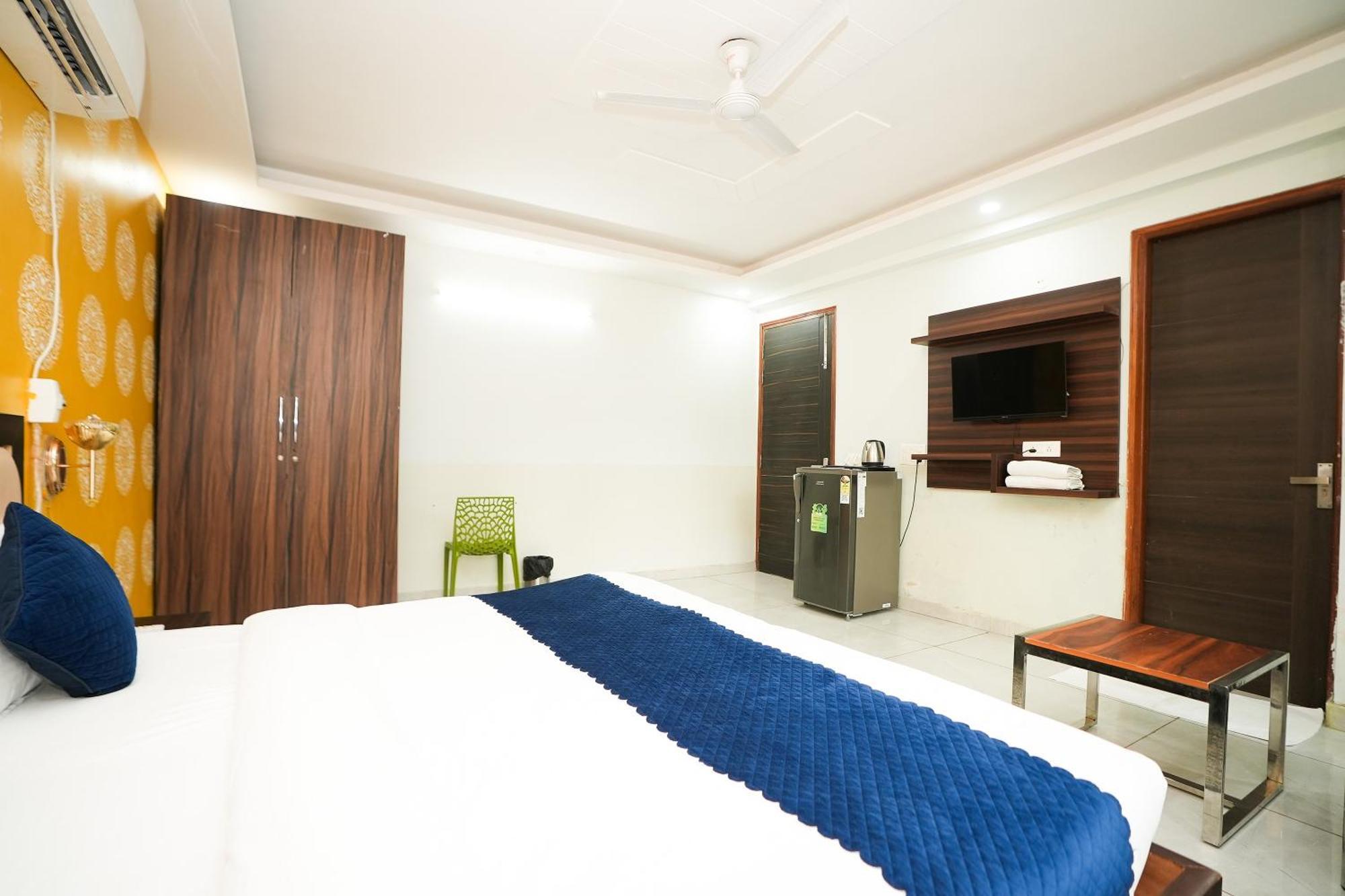 מלון גורגאון Tanvi Premium Residency Near Artemis Hospital, Gurugram מראה חיצוני תמונה