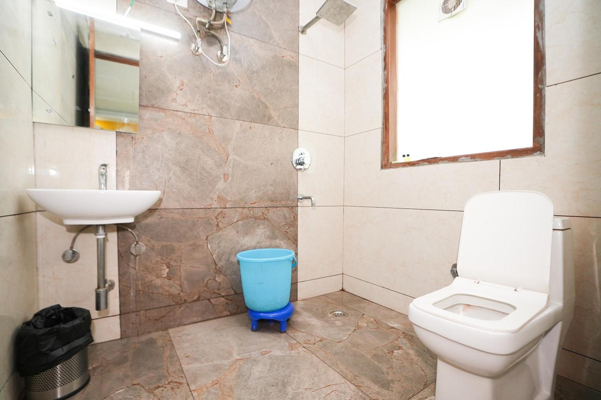 מלון גורגאון Tanvi Premium Residency Near Artemis Hospital, Gurugram מראה חיצוני תמונה