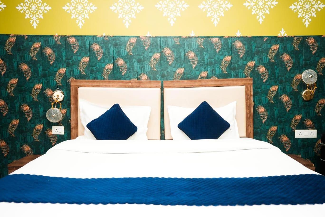 מלון גורגאון Tanvi Premium Residency Near Artemis Hospital, Gurugram מראה חיצוני תמונה