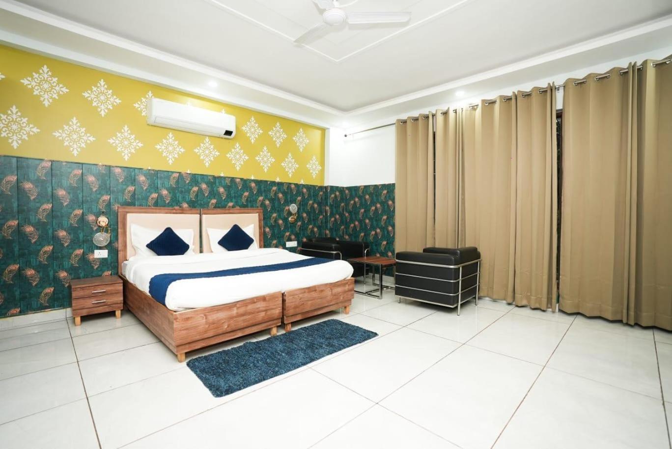 מלון גורגאון Tanvi Premium Residency Near Artemis Hospital, Gurugram מראה חיצוני תמונה